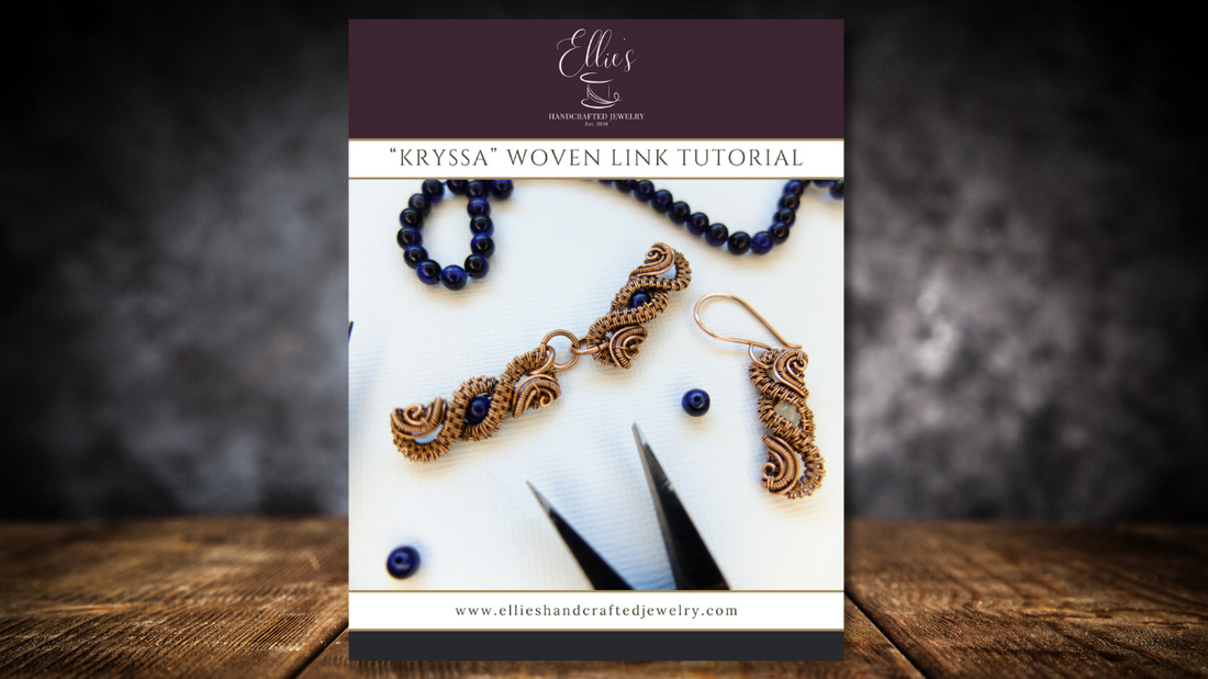 Cover of written tutorial showing finished piece.